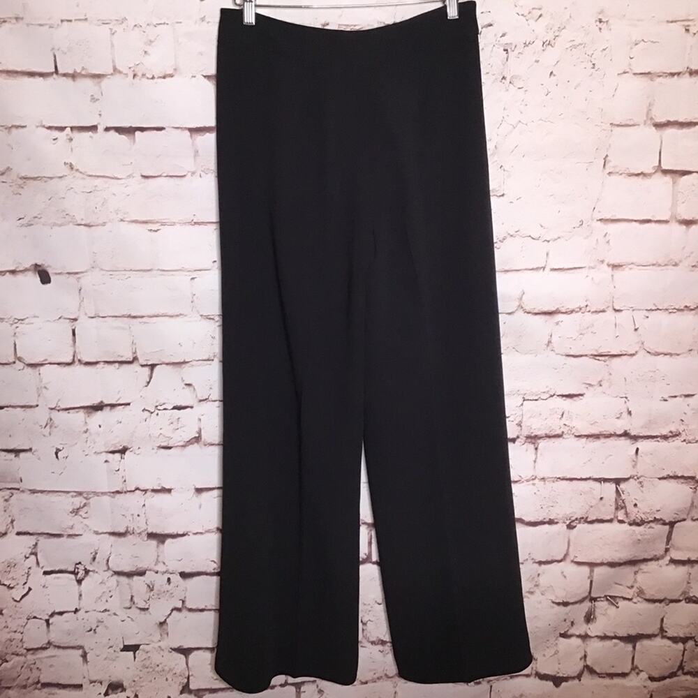 Oscar de la Renta Sponge Crepe 13” Pant - Picture 2 of 5